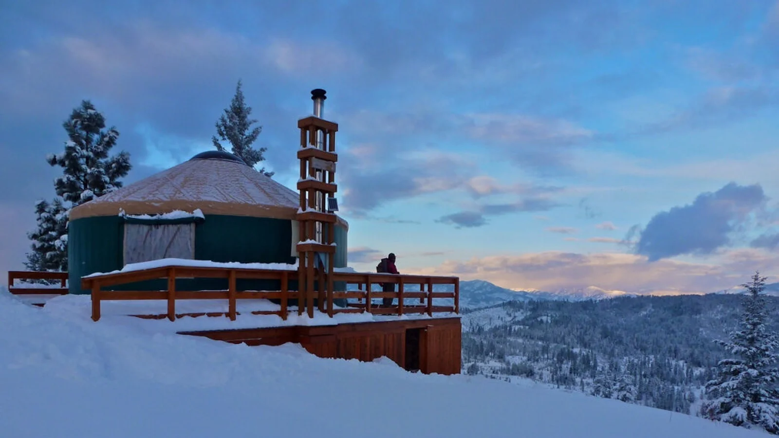 Banner Ridge Yurt backcountry hut photo