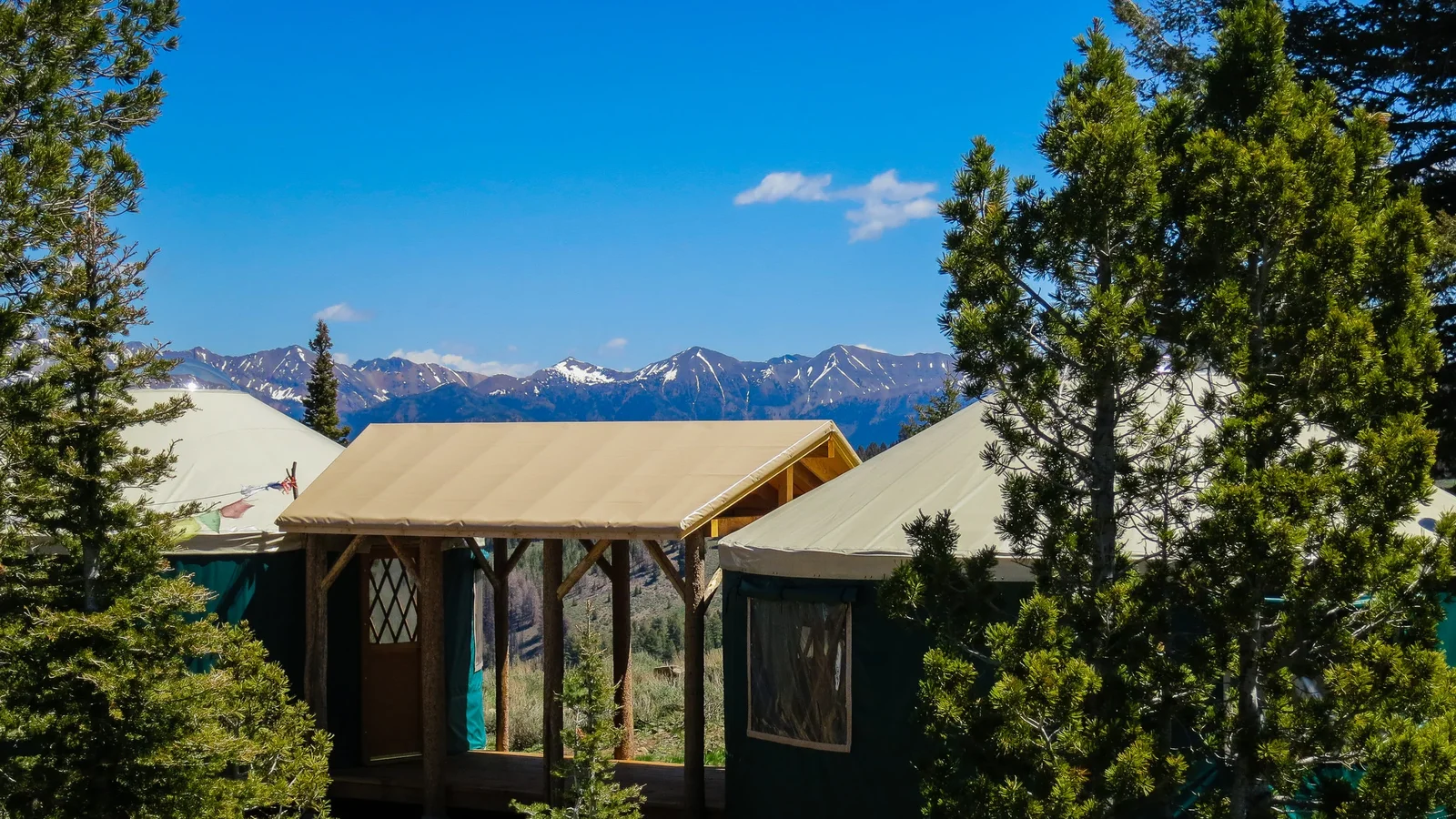 Coyote Yurt backcountry hut photo