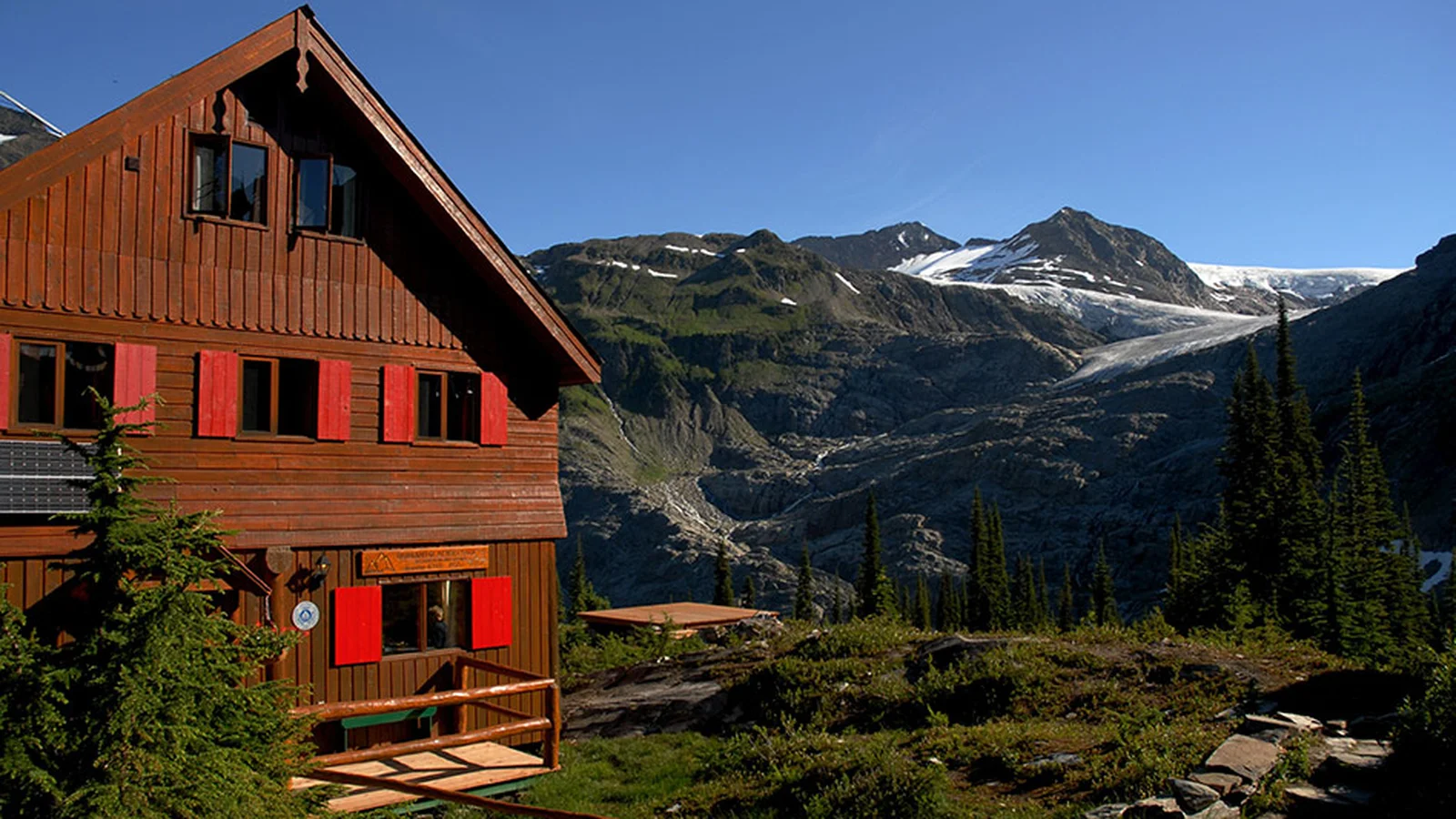 Durrand Glacier Chalet (SME) backcountry hut photo