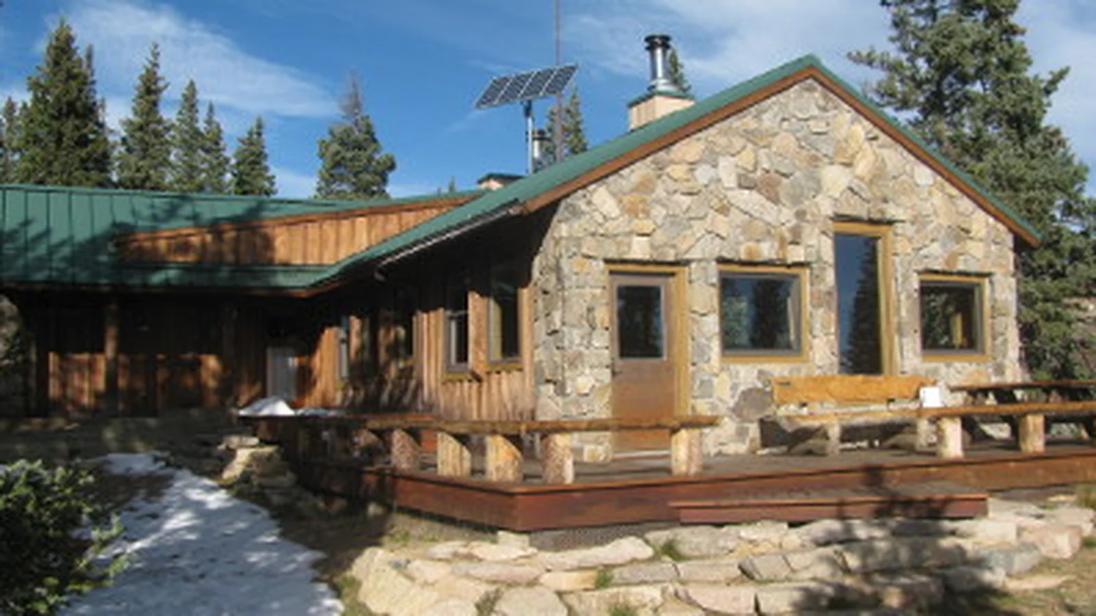 Skinner Hut backcountry hut photo