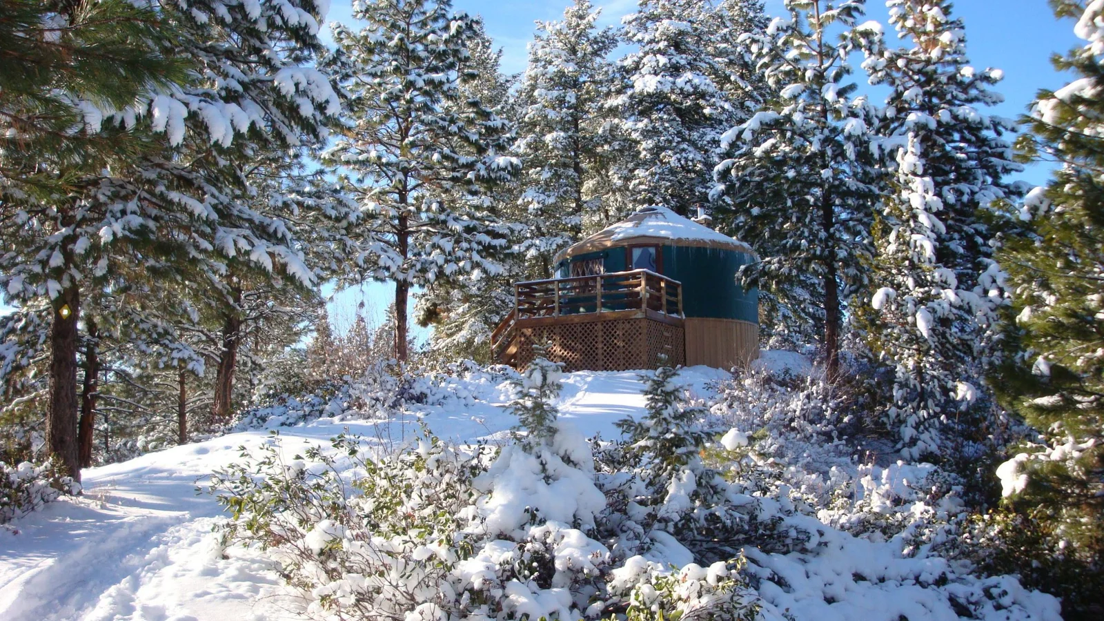 Skyline Yurt backcountry hut photo